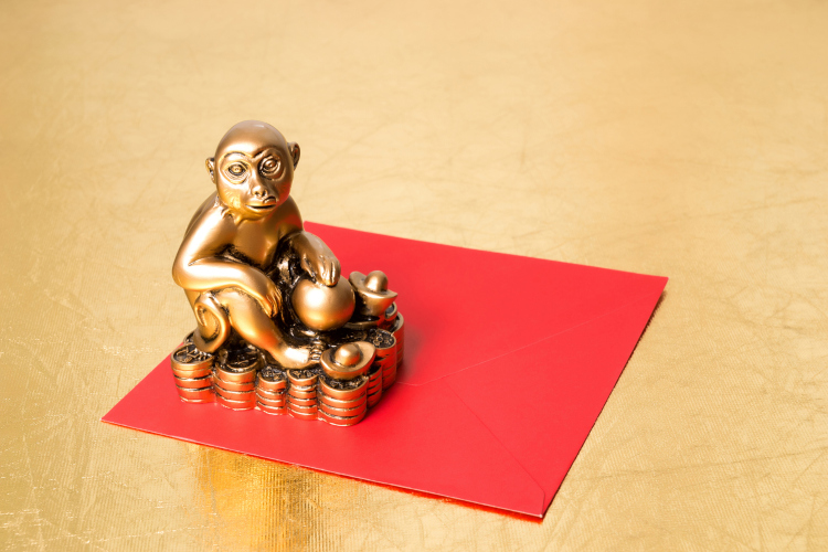 Figurica zlatnog majmuna u feng šuiju je simbol bogatstva i dobrog zdravlja
